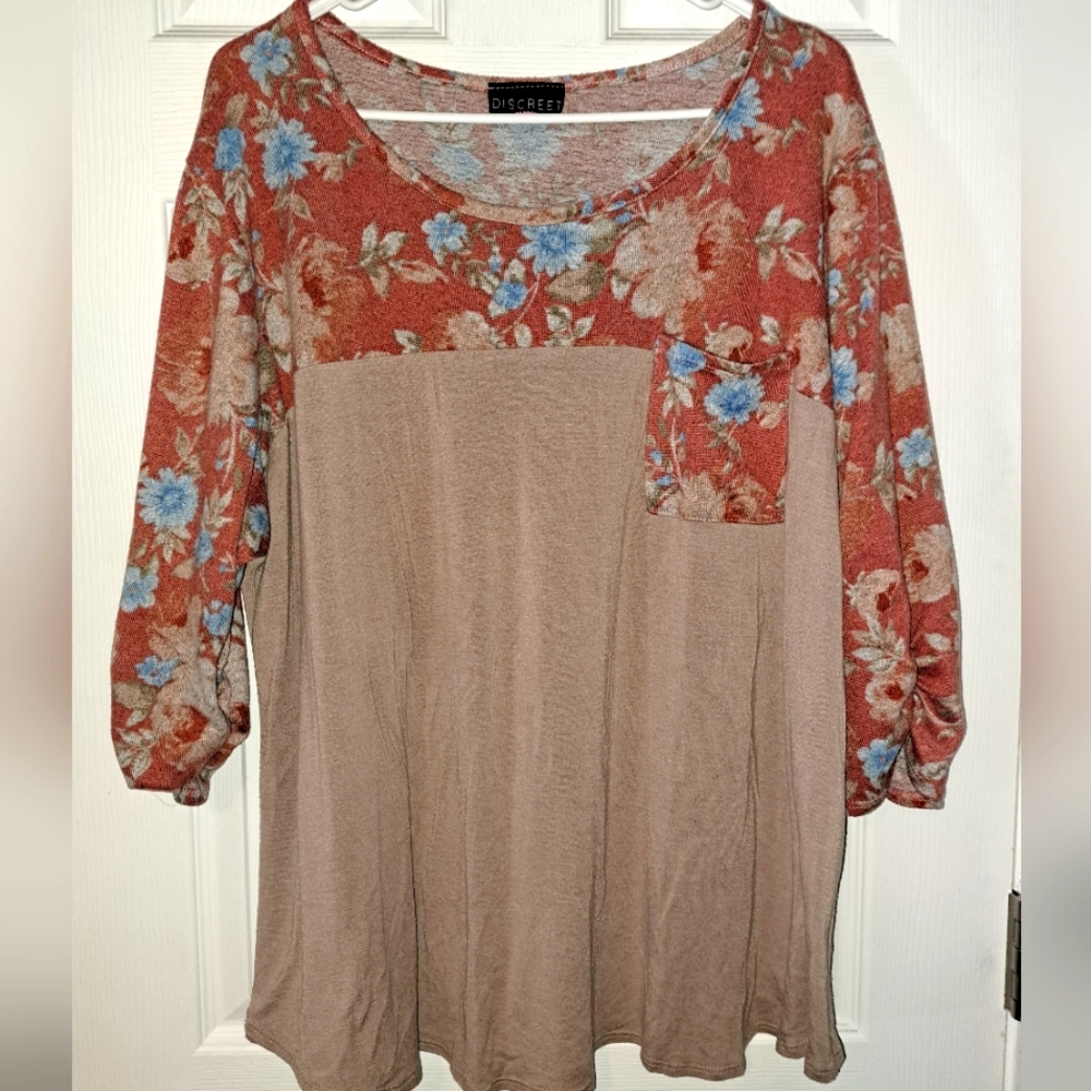 Women's Plus Size Top